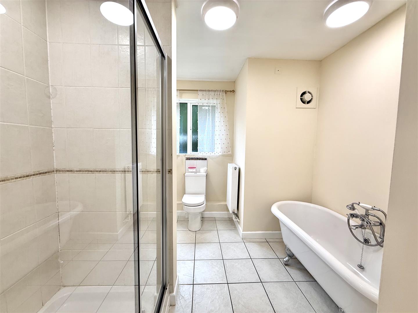 Long Oaks Court, Sketty, Swansea, SA2 0QH